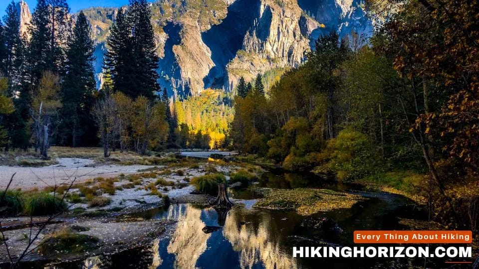 Best Hikes in Yosemite with Lakes